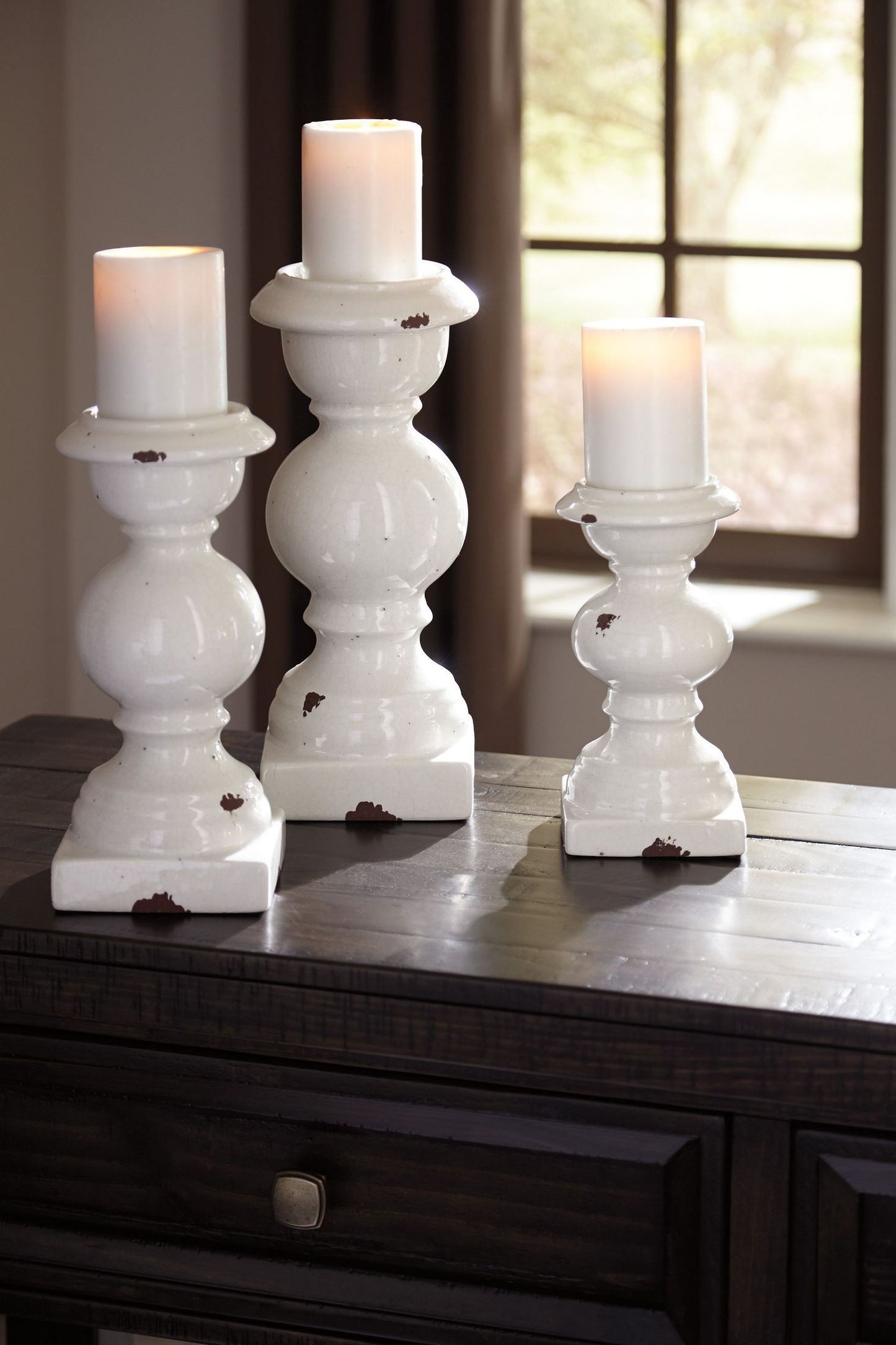 Devorah - Antique White - Candle Holder Set